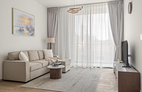 Jumeirah Village Apartment | Stylish 1BR in Hamilton House