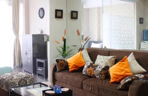 Hegarmanah Apartment | Stylish 1BR near ITB University at Dago Suites Apartment By Travelio