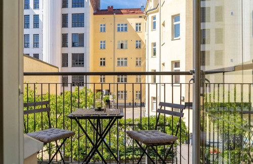 Punavuori Apartment | Stylish 1br with private sauna & balcony