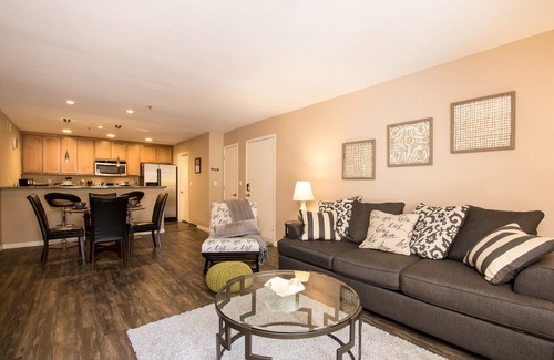 Paradise Valley Village Apartment | Stylish 2 Bdrm Condo in PHX-shop/dine/golf/hikenReach out for SUMMER SPECIALS