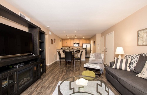Paradise Valley Village Apartment | Stylish 2 Bdrm Condo in PHX-shop/dine/golf/hikenReach out for SUMMER SPECIALS