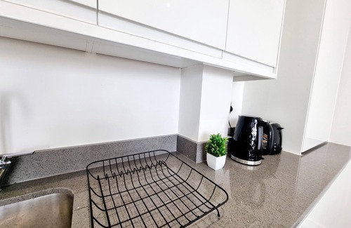 Woolwich Riverside Apartment | Stylish 2 Bed Flat in Woolwich