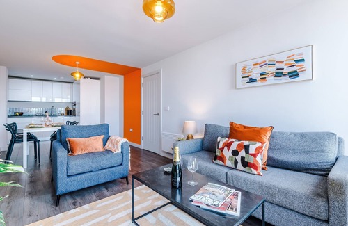 Liverpool Apartment | Stylish 2 Bed Near Albert Dock & Baltic Triangle!