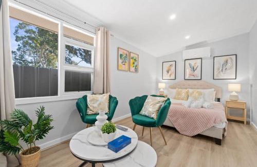 Maylands House | Stylish 2 Bedroom Unit Close to CBD