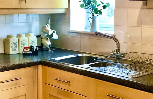 Newcastle-upon-Tyne Apartment | Stylish 2 bed apartment with beautiful river views