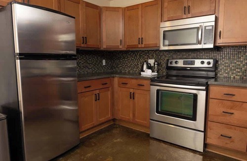 Roanoke Apartment | Stylish 2BR downtown luxury