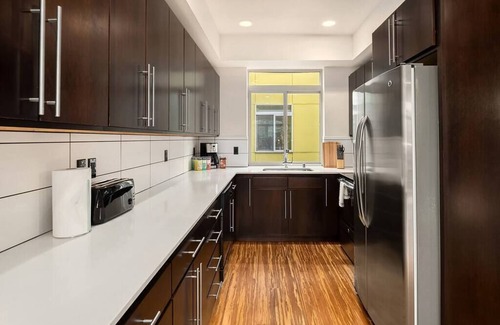 Minor House | Stylish 3 BR Capitol Hill Home With 96 Walk Score!