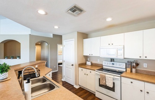 Burnt Store House | Stylish 3BR/2BA Retreat with Pool in Cape Coral