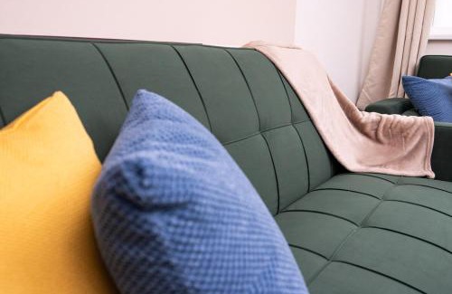 North Bitchburn House | Stylish 3BR Home near Hospital and Auckland Castle
