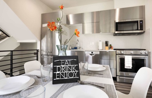 Yesler Terrace House | Stylish 3BR Home Near Swedish Hospital & Downtown