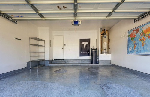 Austin House | Stylish 3BR House w/ 4 Beds, 2 Baths near Tesla HQ
