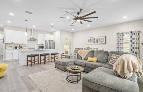 Ybor City House | Stylish 3BR Ybor Oasis w - Pvt - Pool and workspace