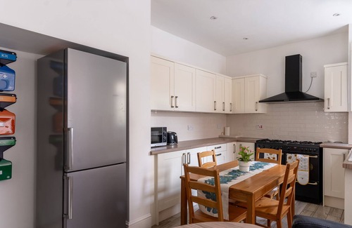 Withington Villa | Stylish 5-Bed Home with Gym and Cinema Room