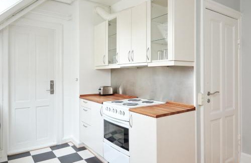 København V Apartment | Stylish 5 Person Apartment in Vibrant Urban Area