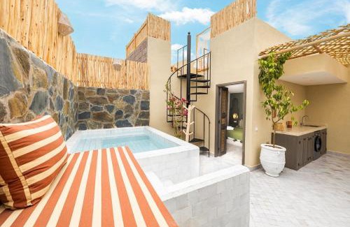 Mechouar-Kasbah Villa | Stylish and Exclusive Riad Saada with Pool and free Breakfast