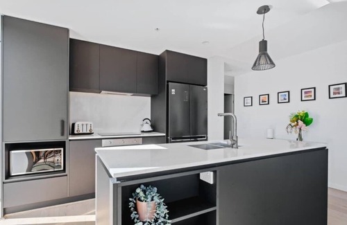 Reid Apartment | Stylish Apartment in Canberra CBD
