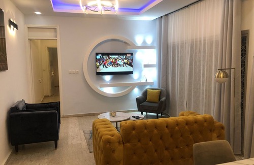 Douala Apartment | Stylish apartment wifi & free parking