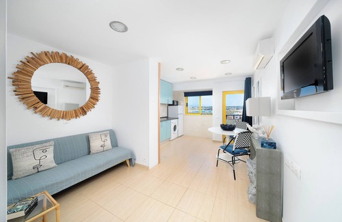 Praia da Rocha Apartment | Stylish Apartment with a view and beach