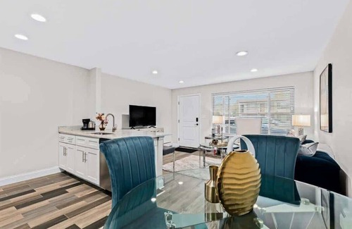 Royal Oak Apartment | Stylish Apt in Royal Oak | 1BA | 1BD