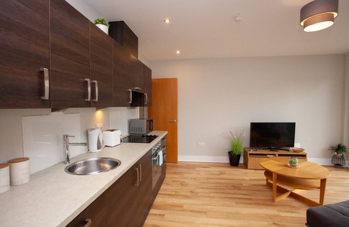 City Centre Glasgow Apartment | Stylish Balcony Apartment in Glasgow