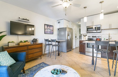 Isle of Palms Condo | Stylish beachfront condo walking distance to beach, pool, pier and restaurants!