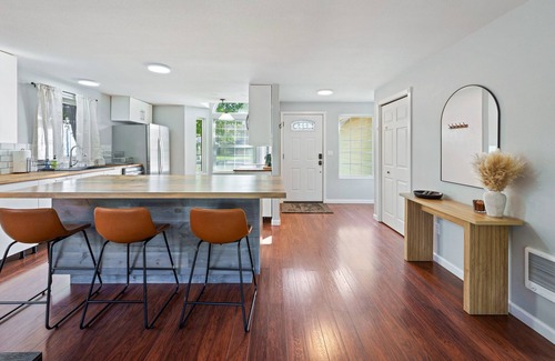 Mountain View House | Stylish Bend Retreat | Hot Tub, Fenced Yard & Garage