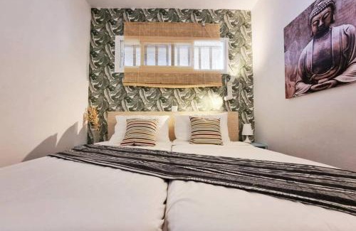 Patalavaca House | Stylish bungalow with sea views