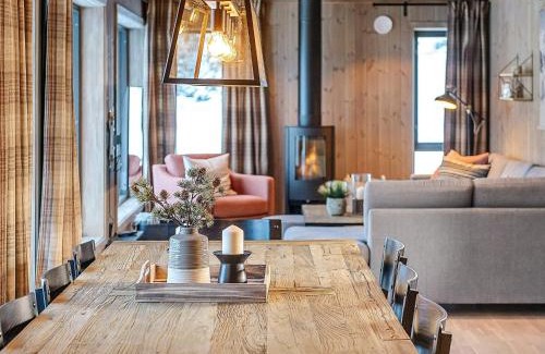 Skeikampen House | Stylish Cabin Retreat in Varden-By Traum