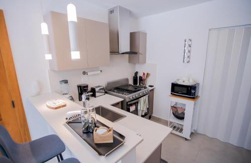 Ciudad Universitaria Apartment | Stylish City Condo W- Pool Gym Panoramic Views