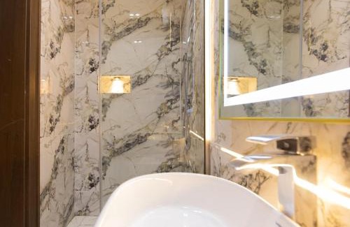 Kwara Apartment | Stylish City Nest, Modern Studio