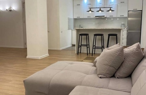Kutaisi Apartment | Stylish Comfort in the Heart of the City – Khedi House Apartments
