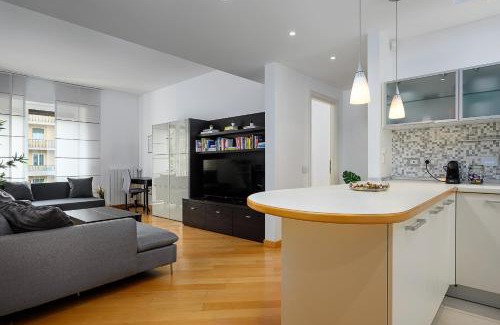 Bullona Apartment | Stylish condo garibaldi sempione 85m2 - self check-in