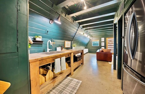 Cedar Creek Reservoir Cabin | Stylish, cozy A-Frame house just 1 block from Cedar Creek Lake.