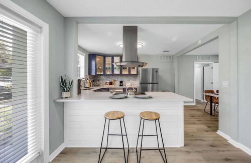 Jacksonville House | Stylish Escape w/Pool & 2 King Suites