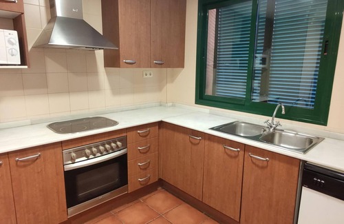 L Almadrava Apartment | Stylish Family-Friendly Apartment with Pool Near the Beach in L'Ametlla de Mar