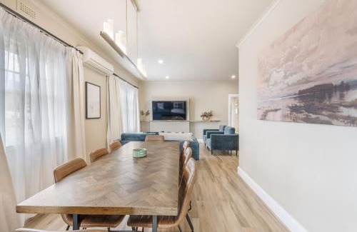 Moonah House | Stylish Family Getaway with Modern Comforts