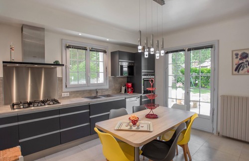 Cereste House | Stylish family home with piano and private pool