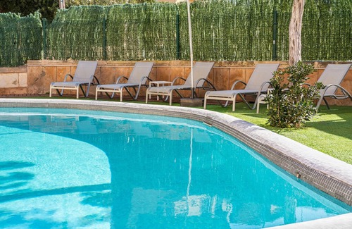 Cala Ferrera Apartment | Stylish “Ferrera Luxe Apartamento 701” close to the Beach with Pool, Wi-Fi, A/C, Terrace & Garden; Parking Available