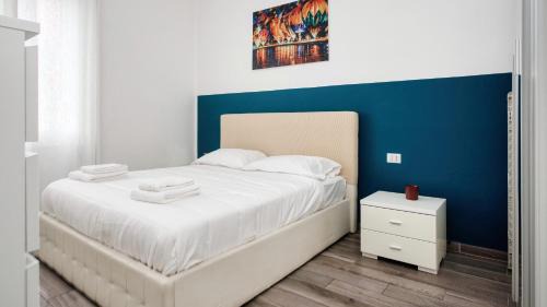 San Siro Apartment | Stylish Flat Near San Siro - Metro WiFi & AC