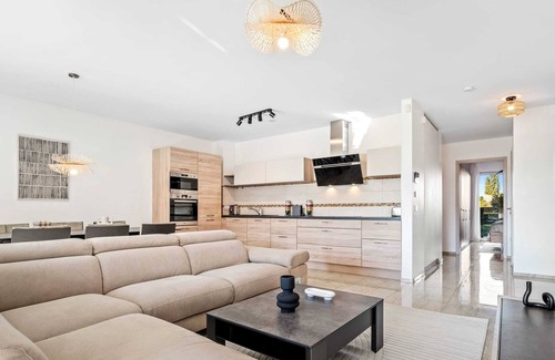 Gasperich Apartment | Stylish Gasperich Apartment