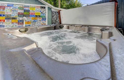 Colorado Springs House | Stylish Home Hot Tub Game Rm Near Old Colo