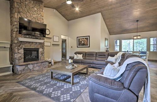 Torreon House | Stylish Home with Expansive Deck in Show Low!