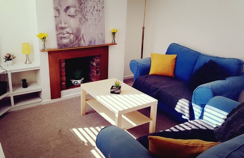 Norwich House | Stylish & homely space with considered work area