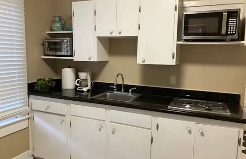 Freetown - Port Rico Apartment | Stylish Lafayette Apartment with Kitchen & Garden Access