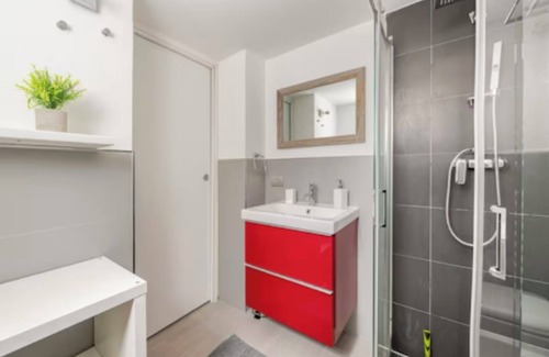Dergano Apartment | Stylish Loft | 5min Metro | 10min Duomo | A/C