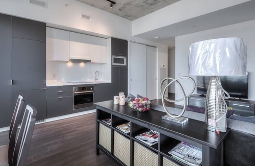 West Don Lands Apartment | STYLISH LOFT STYLE 2 BEDROOM 2 BATHROOM IN THE HEART OF TORONTO