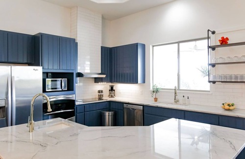 Austin House | Stylish Luxury Retreat Near Austin: Perfect for Weekend Getaways w/Sunset Views