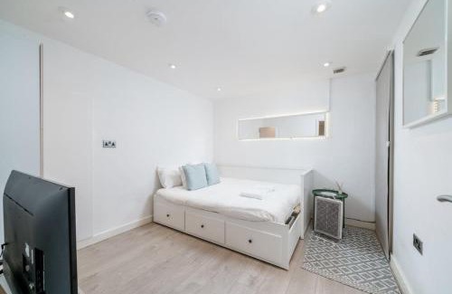 Fitzrovia Apartment | Stylish Marylebone Flat Near Regents Park