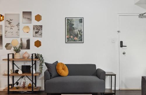 Northbridge Apartment | Stylish & Modern 1-Bedroom Apartment in the Heart of Northbridge