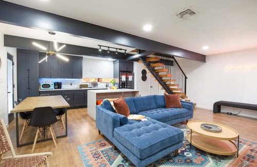 Franklin Park House | Stylish Modern 3Br Home 10 min from AUS Airport